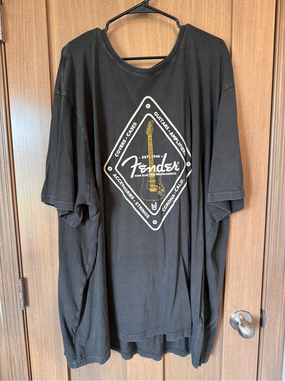 Fender Dark Gray Graphic Tee - Men's Casual Shirt
